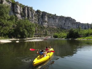 Discovery canoe – the Pont d’Arc